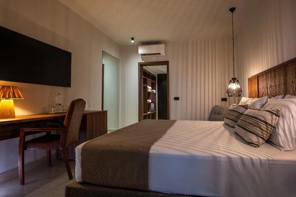 Double or Twin SEA VIEW Room, Oya Beach Resort, Crete