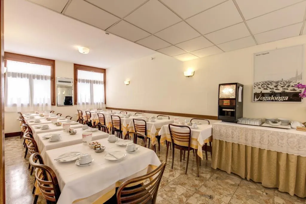 Restaurant, Venice Maggior Consiglio, Venice