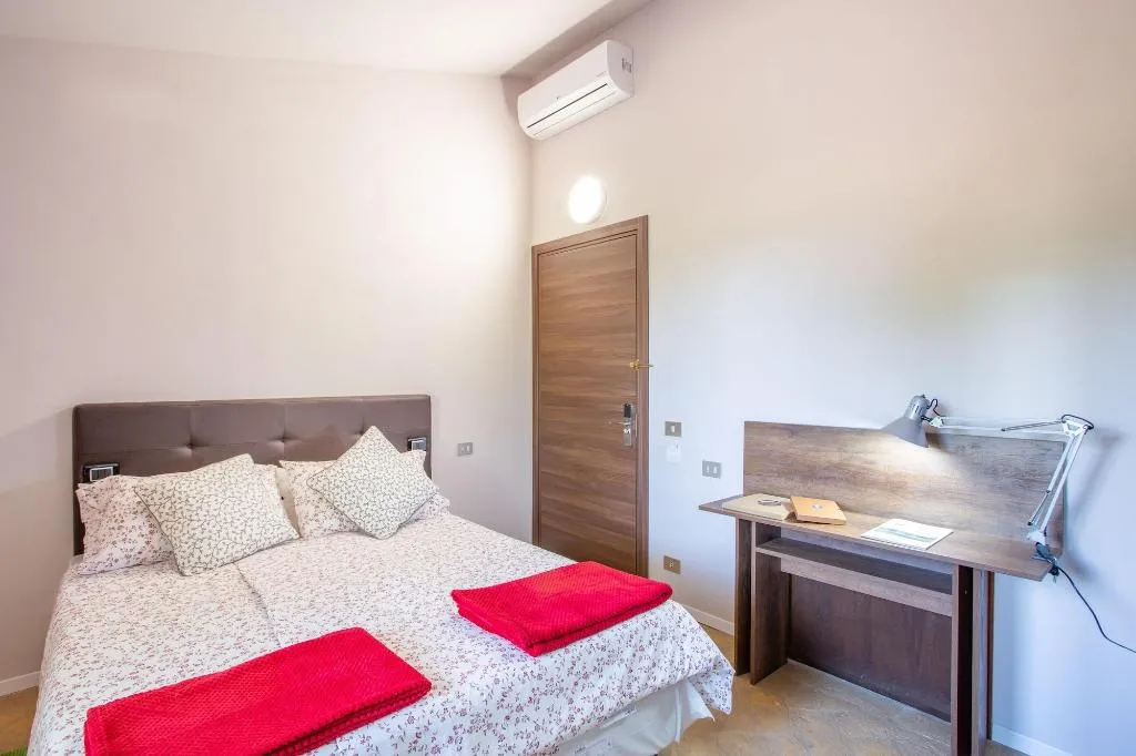 Double or Twin STANDARD Room, Gh Borgo Pulciano Agriturismo, Perugia
