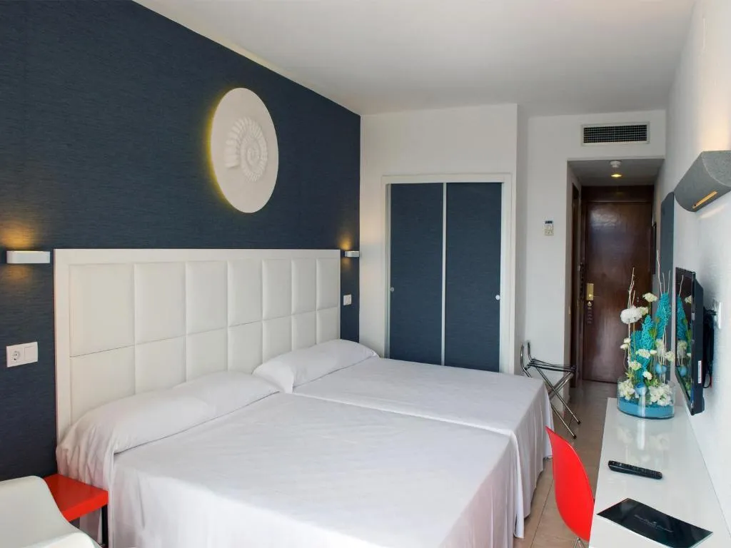 Double or Twin CAPACITY 2 Room, Evenia Olympic Garden, Costa Brava