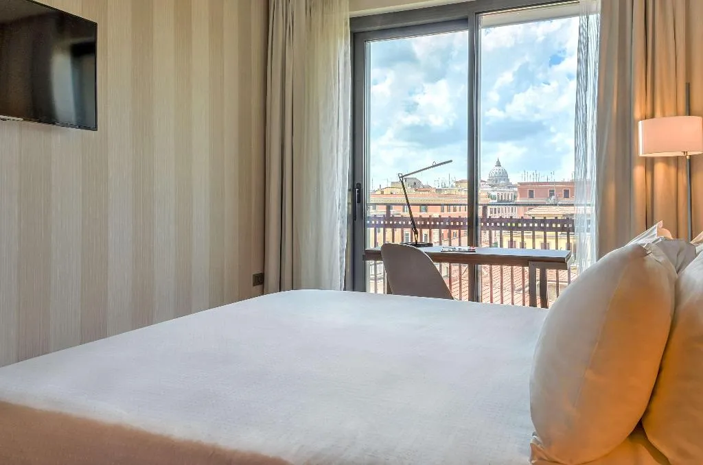 DOUBLE WITH VIEWS Room, NH Collection Roma Centro, Rome