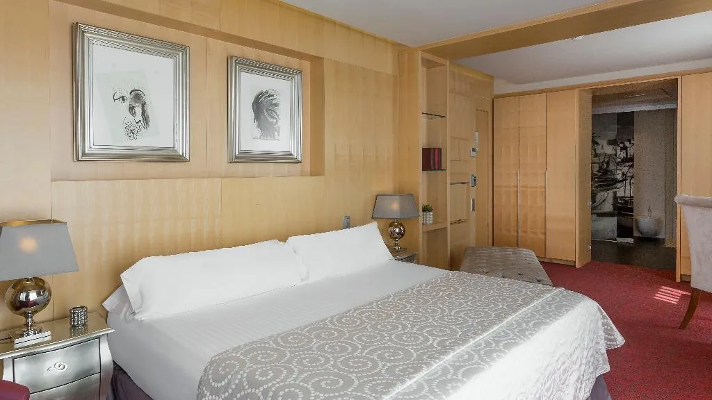 JUNIOR SUITE SIDE SEA VIEW Room, MiM Sitges Member of Melia Collection, Costa Brava