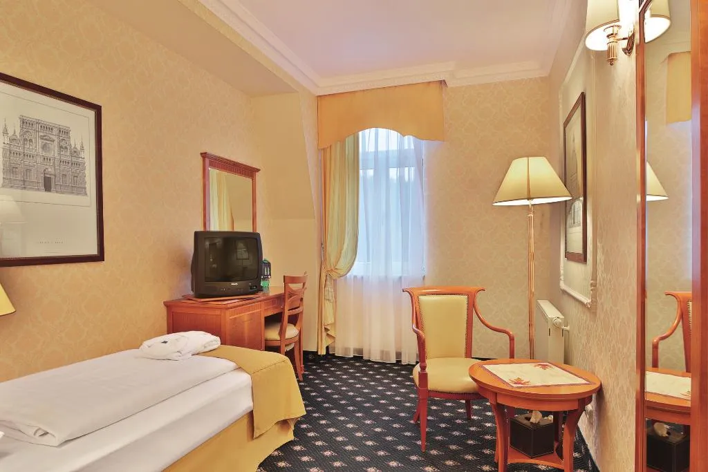 SINGLE STANDARD Room, Belvedere Wellness Hotel Marianske Lazne, Prague