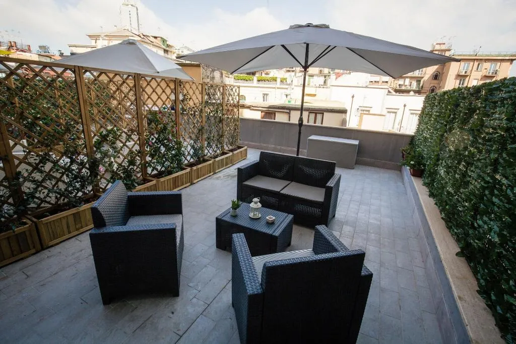 Room, B&B De Gasperi 55, Naples