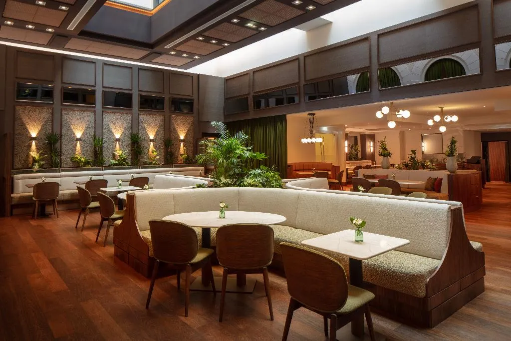 Bar, Anantara Palais Hansen Vienna, Vienna
