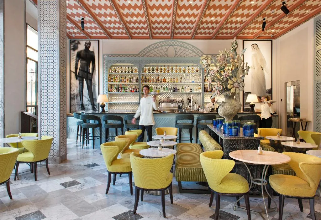 Bar, Hotel Cappuccino - Palma (formerly Hotel Mamá), Majorca
