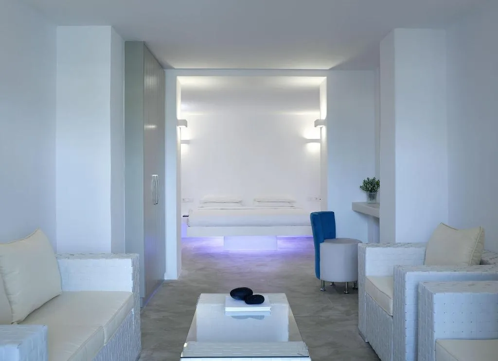 DOUBLE SUPERIOR KING BED Room, Aurora Santorini, Santorini