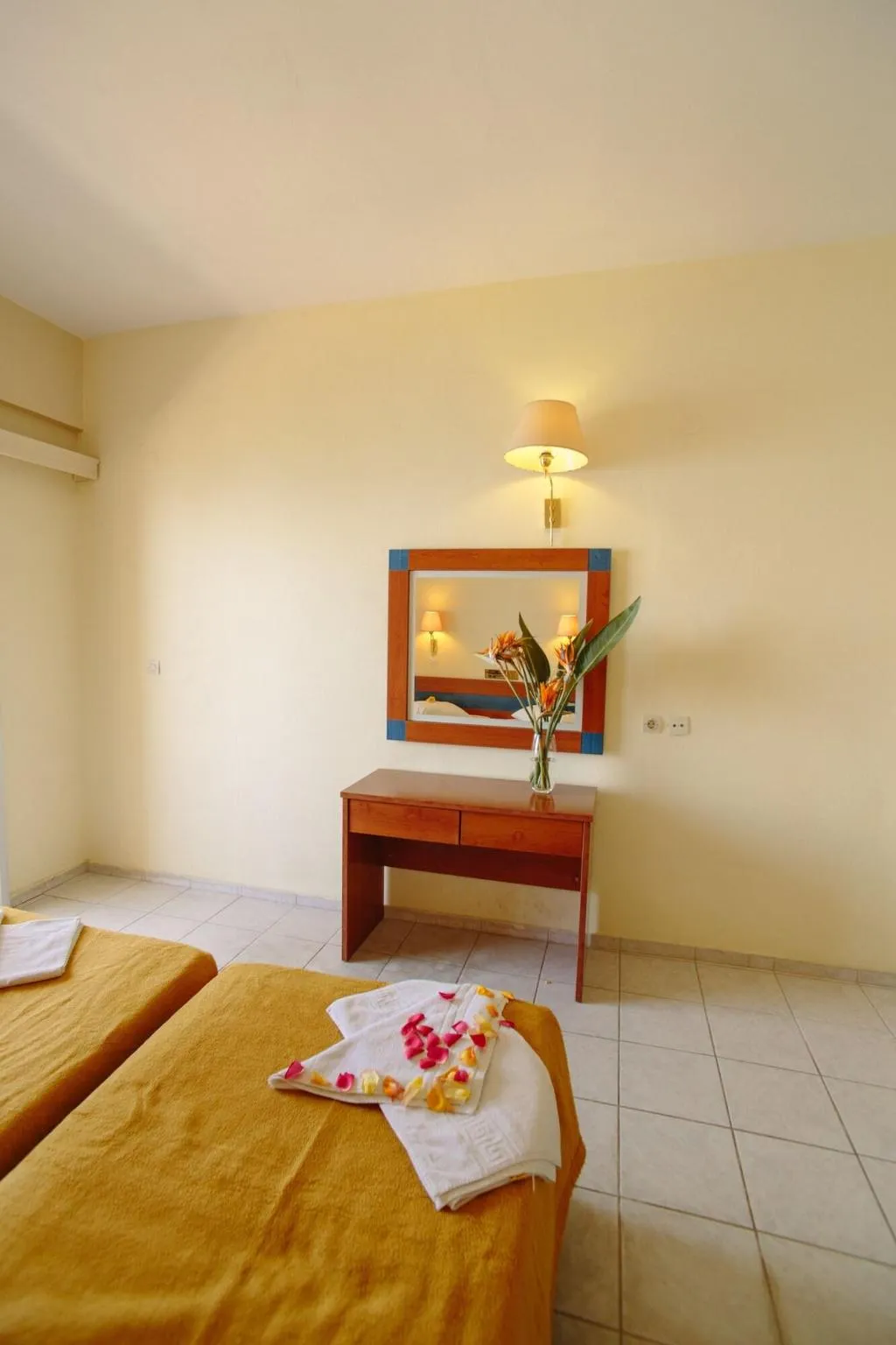 Room, Orpheus Studios, Kos