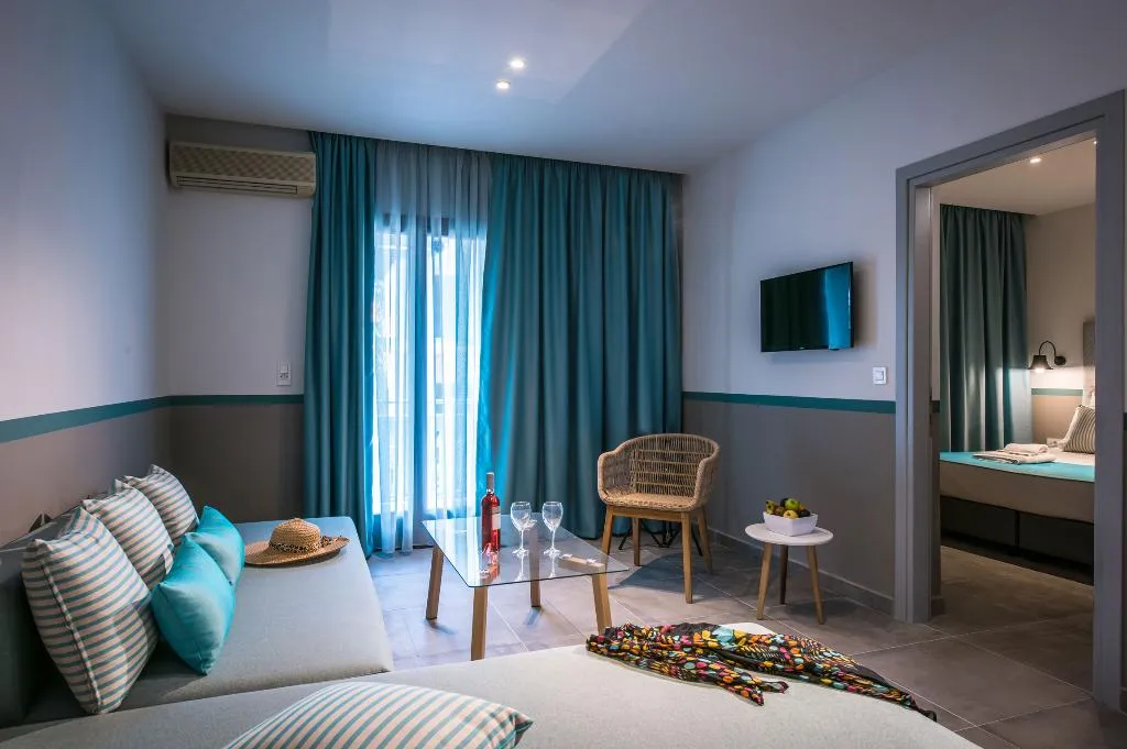 JUNIOR SUITE STANDARD Room, Solimar Turquoise, Crete