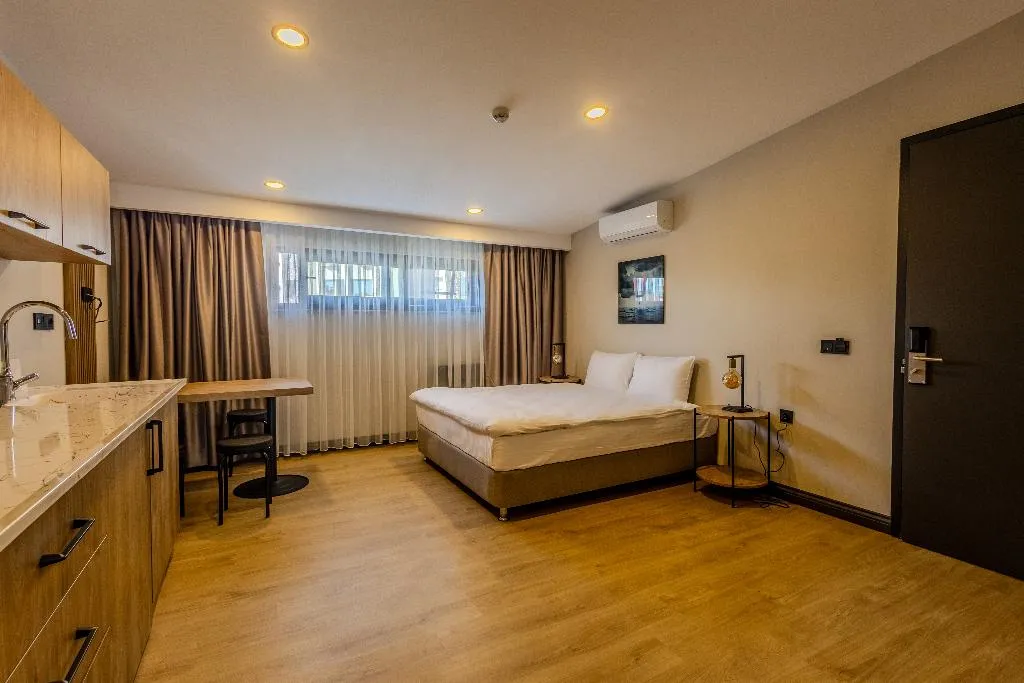 APARTMENT TWO DOUBLE BEDS Room, Leliko Suites, Antalya