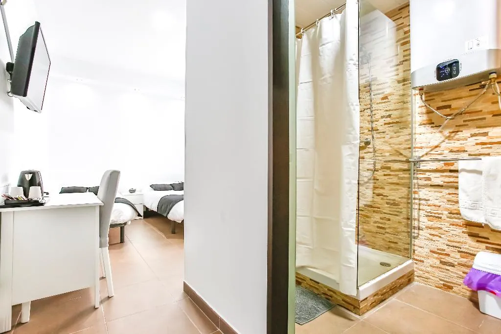 TWIN STANDARD Room, Laramond Barcelona Rooms, Barcelona