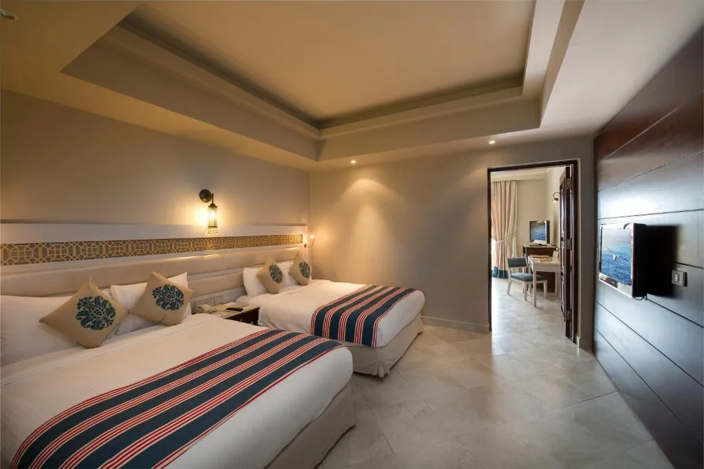 FAMILY ROOM POOL VIEW Room, Sunrise Arabian Beach Resort -Grand Select-, Red Sea Riviera