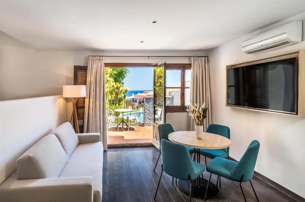 DOUBLE SUPERIOR POOL VIEW Room, Occidental Pueblo Acantilado, Costa Blanca