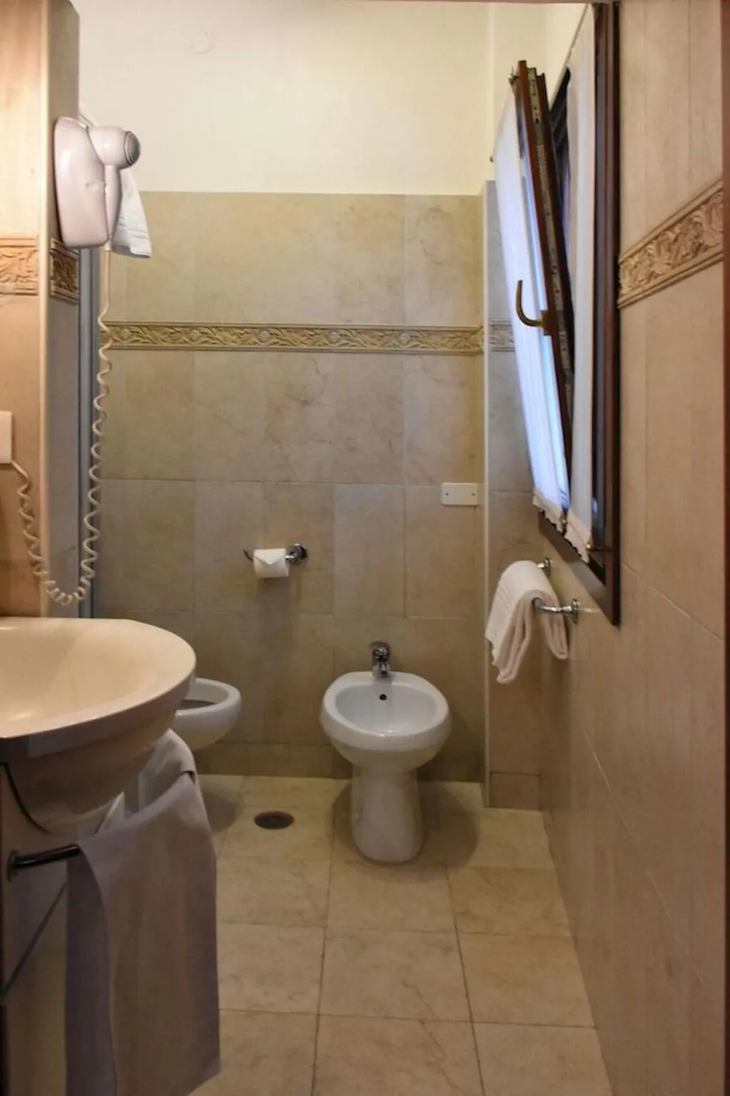 Room, Al Gazzettino, Venice