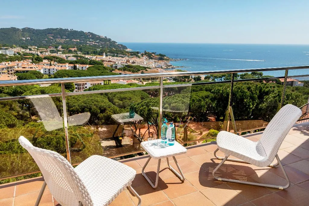 Double or Twin SUPERIOR SEA VIEW Room, Garbi Calella Palafrugell, Costa Brava