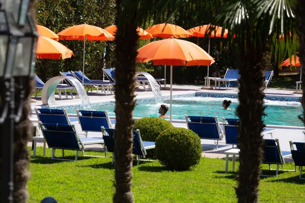 Sports and Entertainment, Terme Savoia, Venice