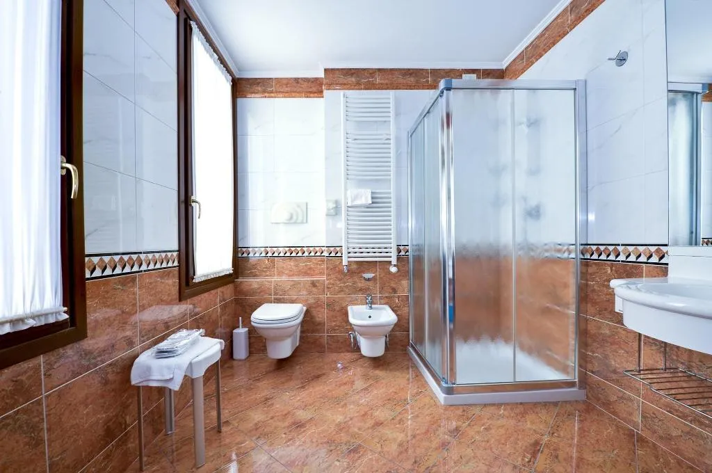 Double or Twin SUPERIOR Room, Hotel Al Vivit, Venice