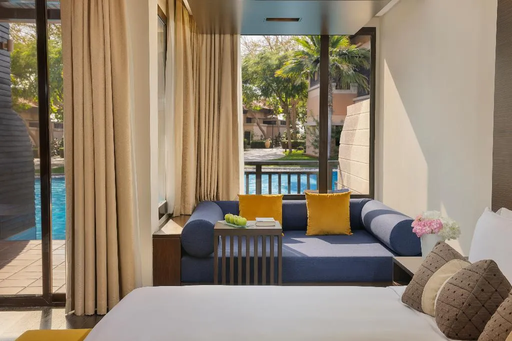 Double or Twin DELUXE Room, Anantara The Palm Dubai Resort, Dubai