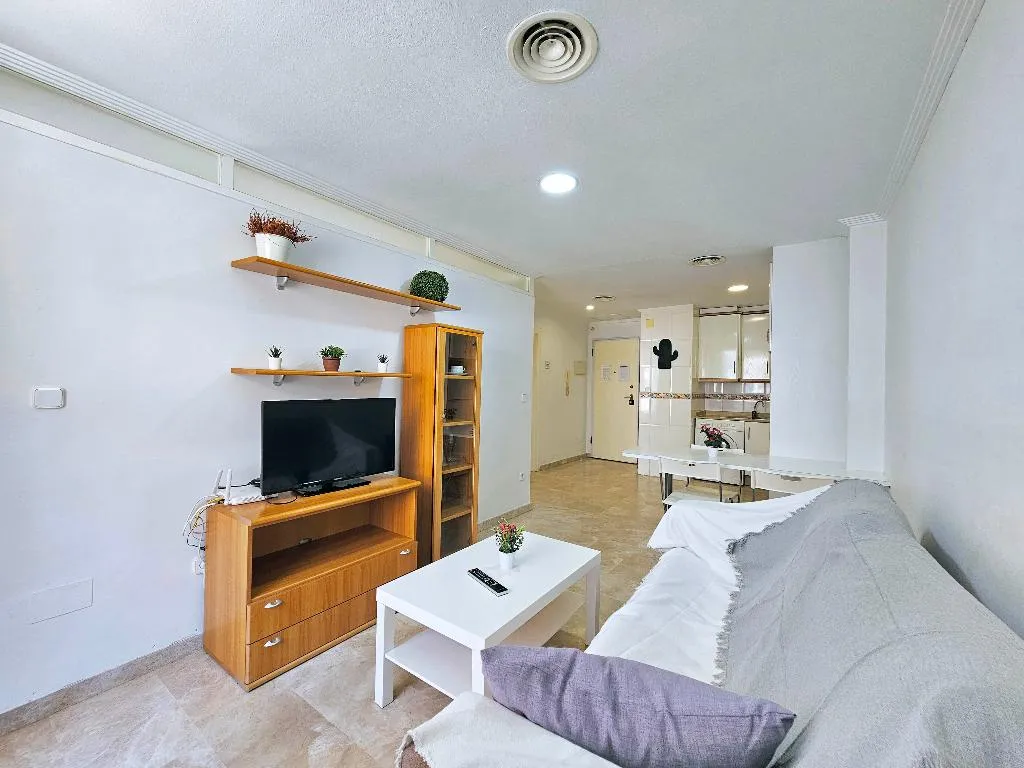 TRIPLE DELUXE WITH BALCONY Room, Apartamentos Turisticos Alba Cartagena Centro, Costa Blanca