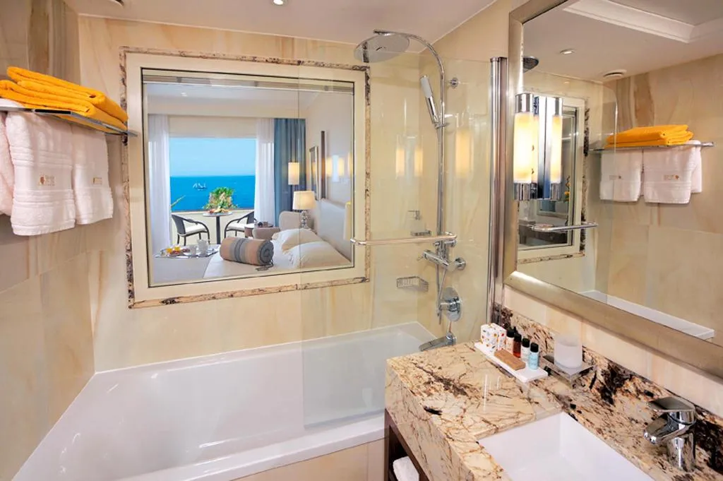 DOUBLE DELUXE SEA VIEW Room, Alexander The Great Beach Hotel, Cyprus