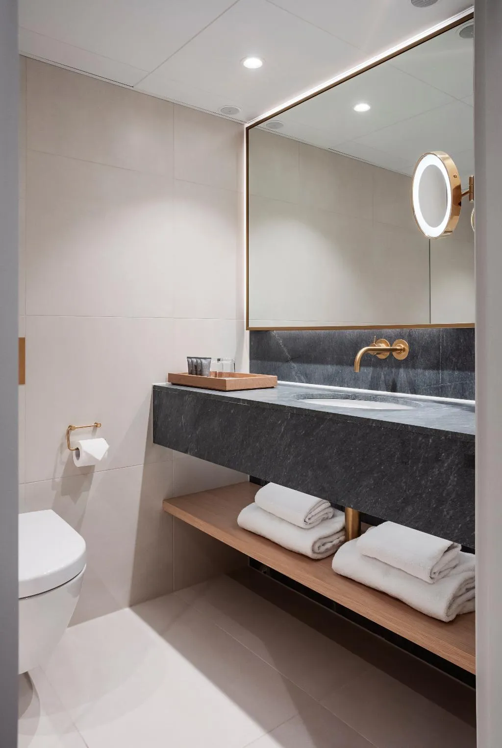 JUNIOR SUITE STANDARD Room, Admiral Hotel Copenhagen, Copenhagen