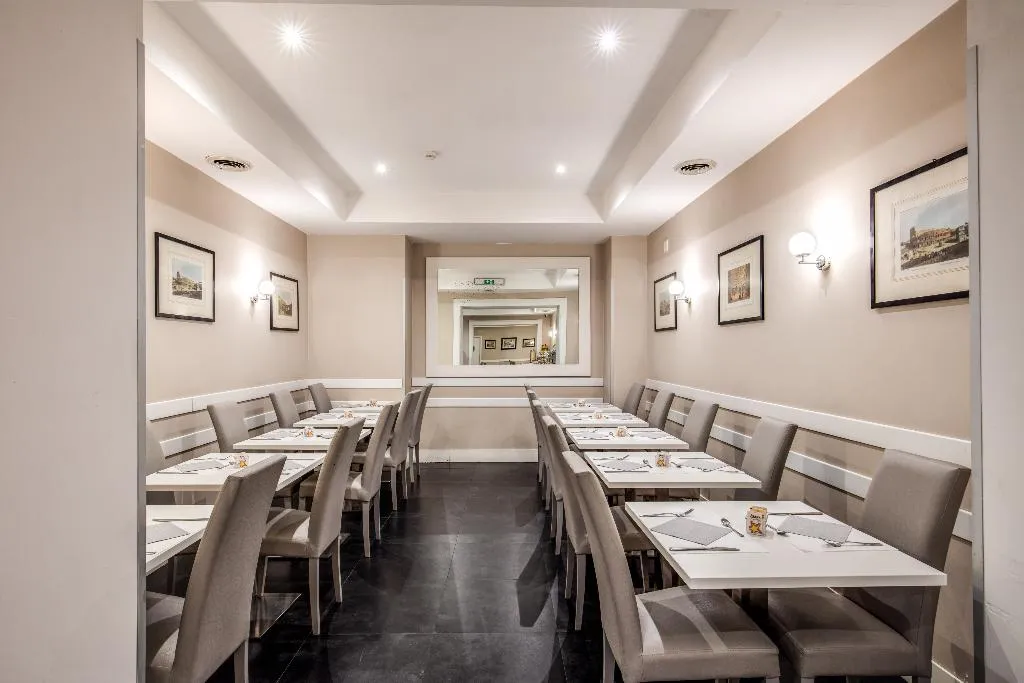 Restaurant, Hotel Villafranca, Rome