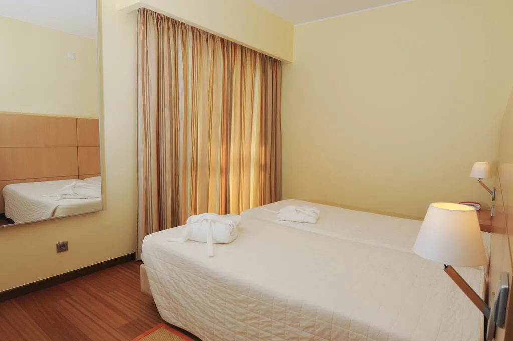 SINGLE SUPERIOR LAND VIEW Room, Inatel Albufeira, Algarve