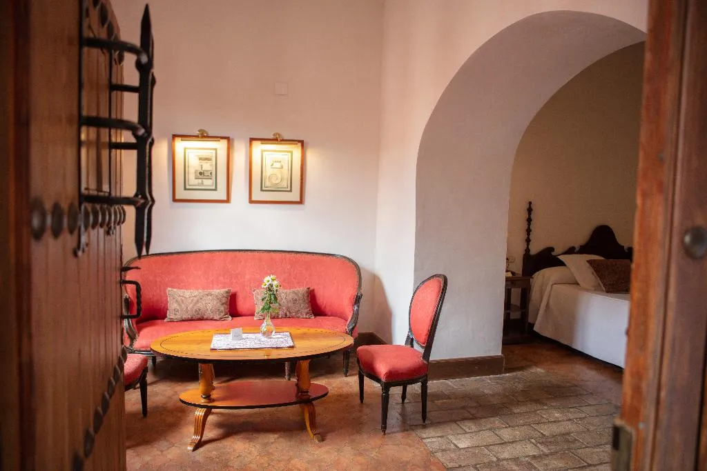 FAMILY ROOM CAPACITY 4 Room, Monasterio de San Francisco, Costa Del Sol