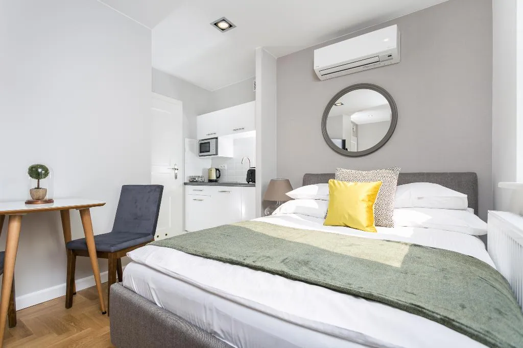DOUBLE ECONOMY Room, Venetian House Market Square Aparthotel, Krakow