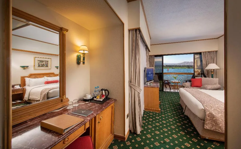 JUNIOR SUITE WITH VIEWS Room, Sonesta St. George Hotel Luxor, Luxor
