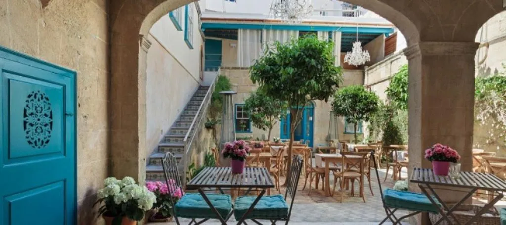 Lobby, Ses Bruixes, Menorca