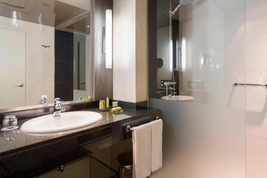 TWIN EXECUTIVE Room, Marriott Hotel Madrid Auditorium, Madrid