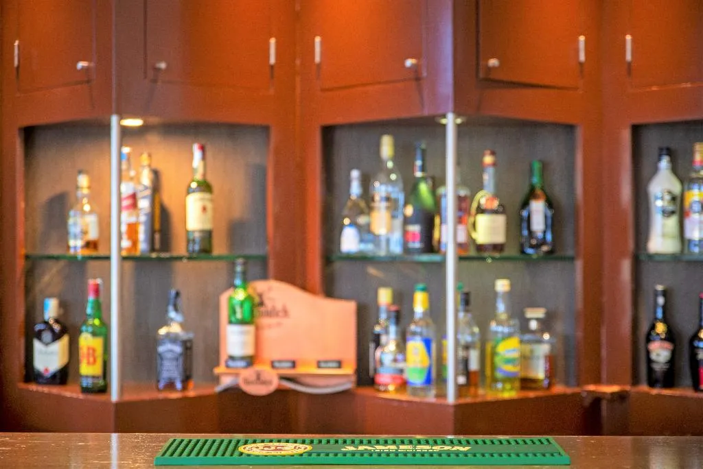 Bar, Amazonia Jamor, Lisbon