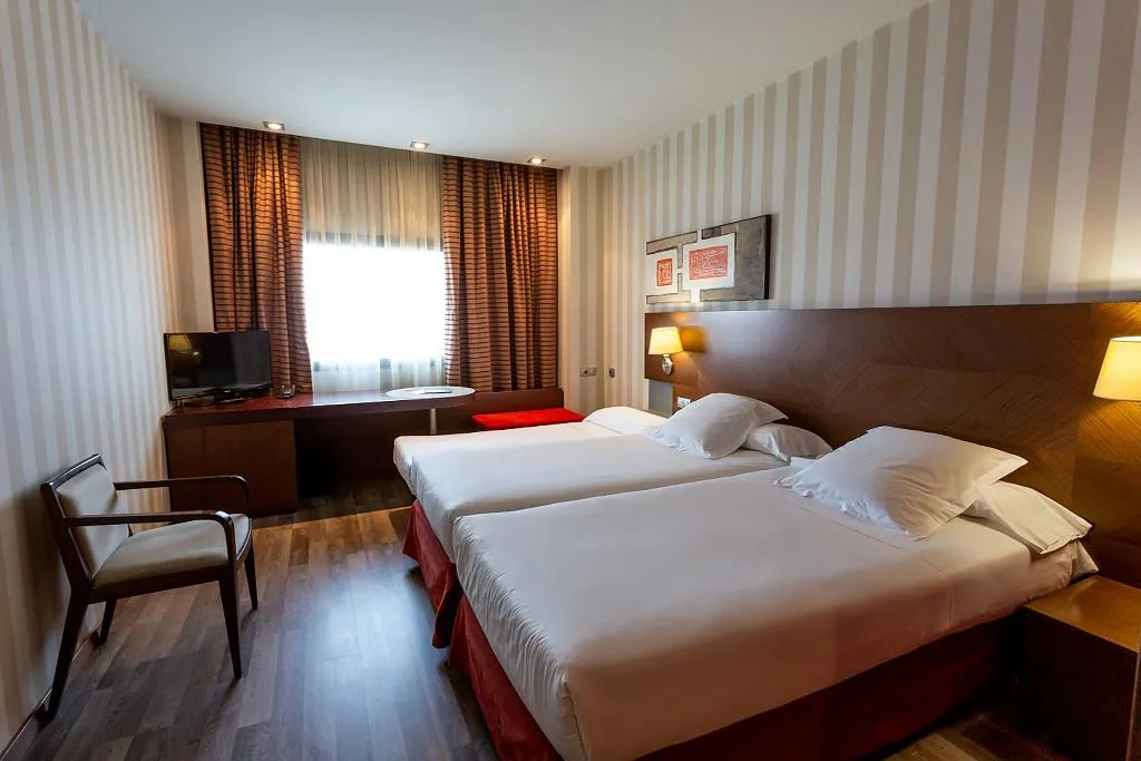 TWIN CLASSIC Room, Sercotel Las Artes, Madrid