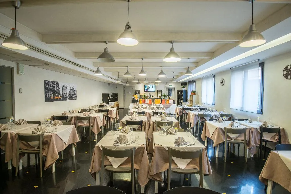 Restaurant, As Hotel Cambiago, Milan
