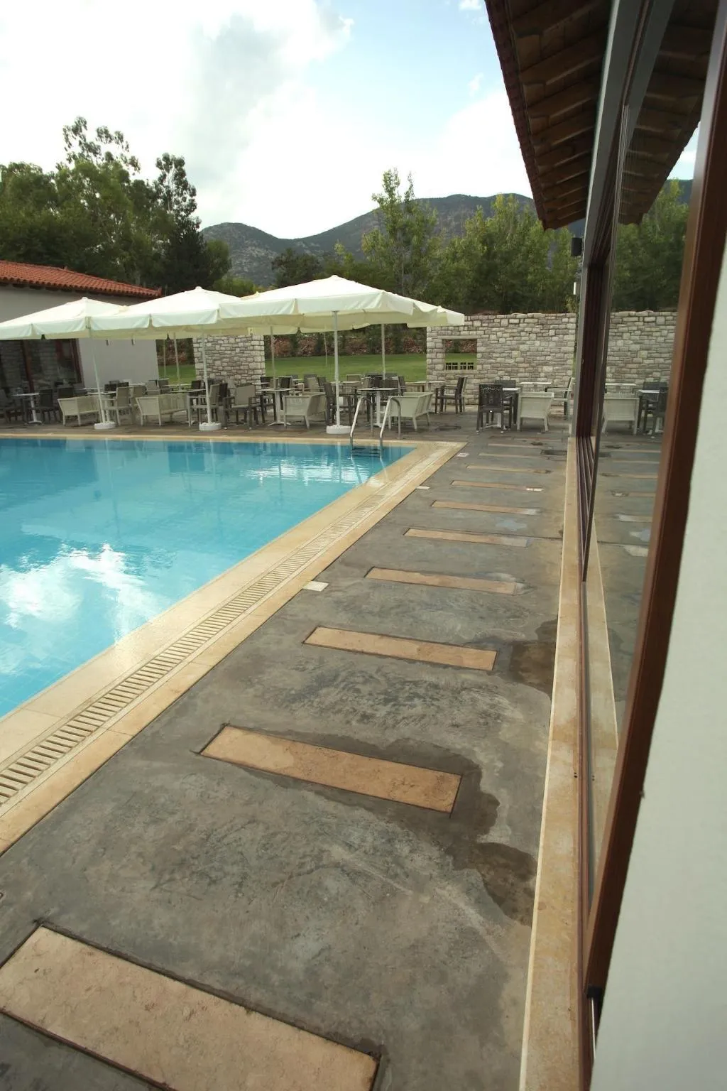 Sports and Entertainment, Mont Helmos, Athens