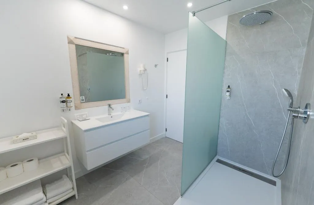 APARTMENT ONE BEDROOM Room, Villa Marazul, Algarve