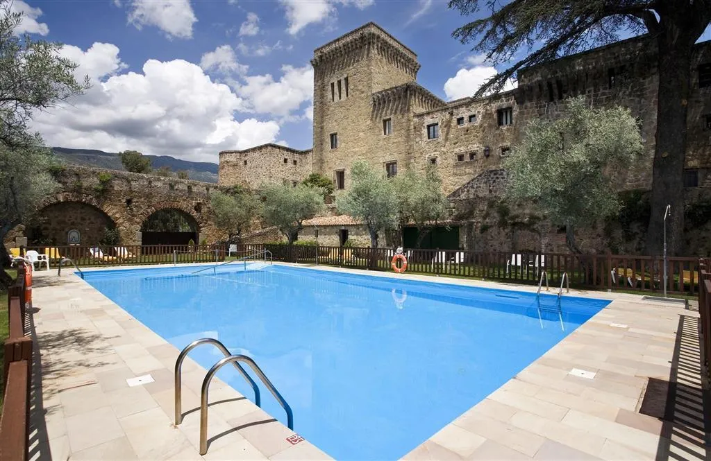 Pool, Parador de Jarandilla de la Vera, Madrid