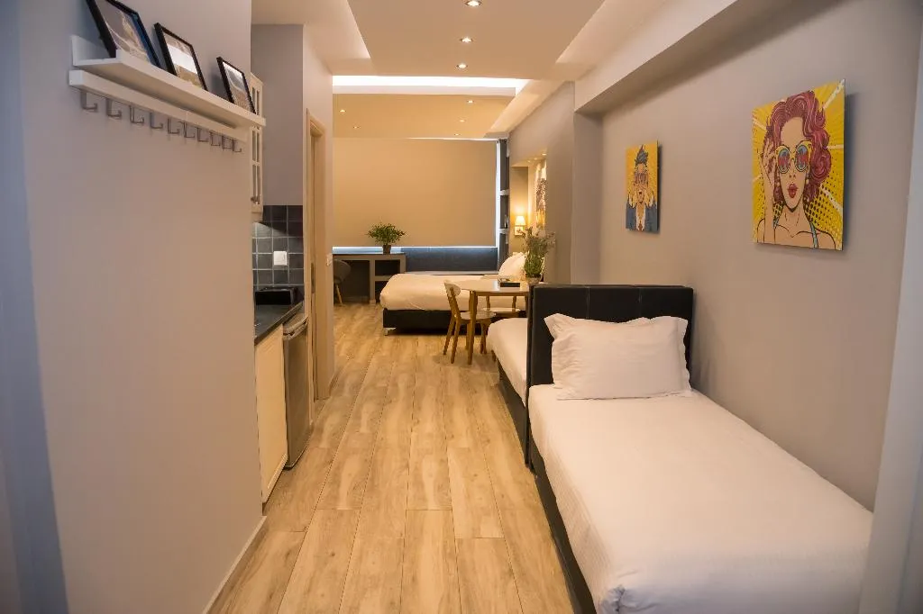 FAMILY ROOM PARK VIEW Room, Connect Studios and Apartments, Athens