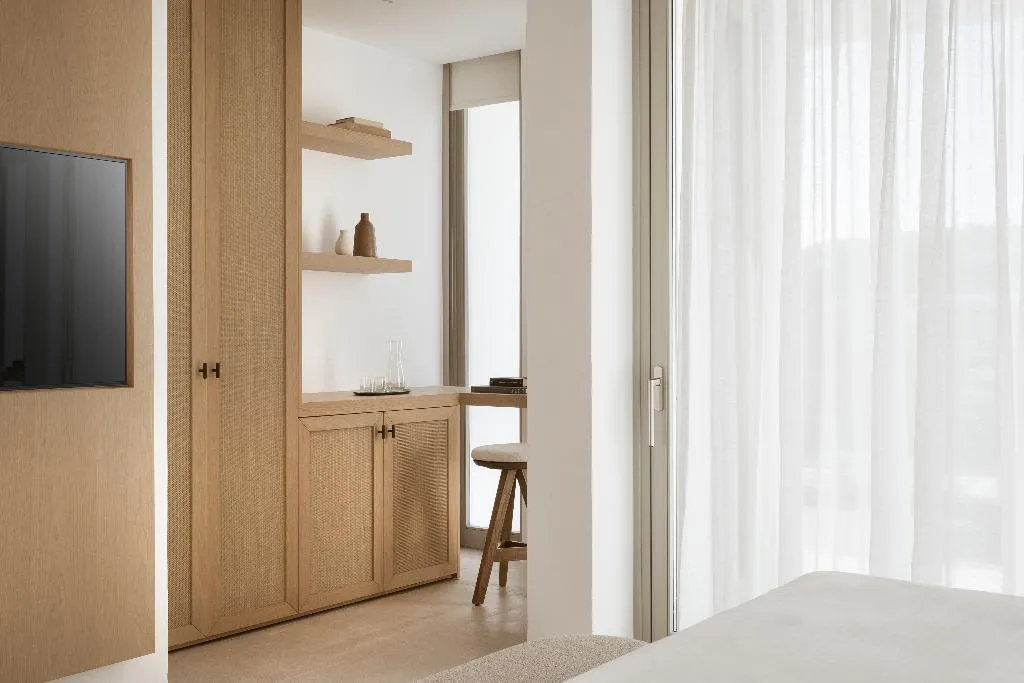 SUITE WITH PRIVATE POOL Room, Mykonos Flow - Super Paradise, Mykonos
