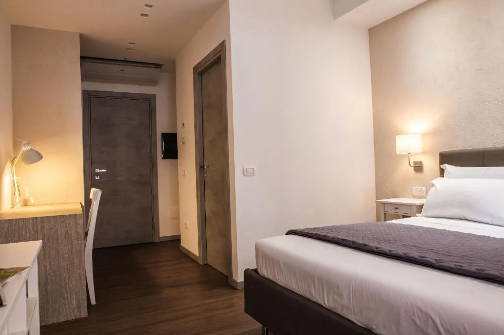Room, Prestige Rooms Chiaia, Naples