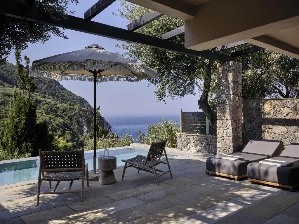 SUITE DELUXE WITH PRIVATE POOL Room, Atlantica Grand Mediterraneo Resort & Spa, Corfu