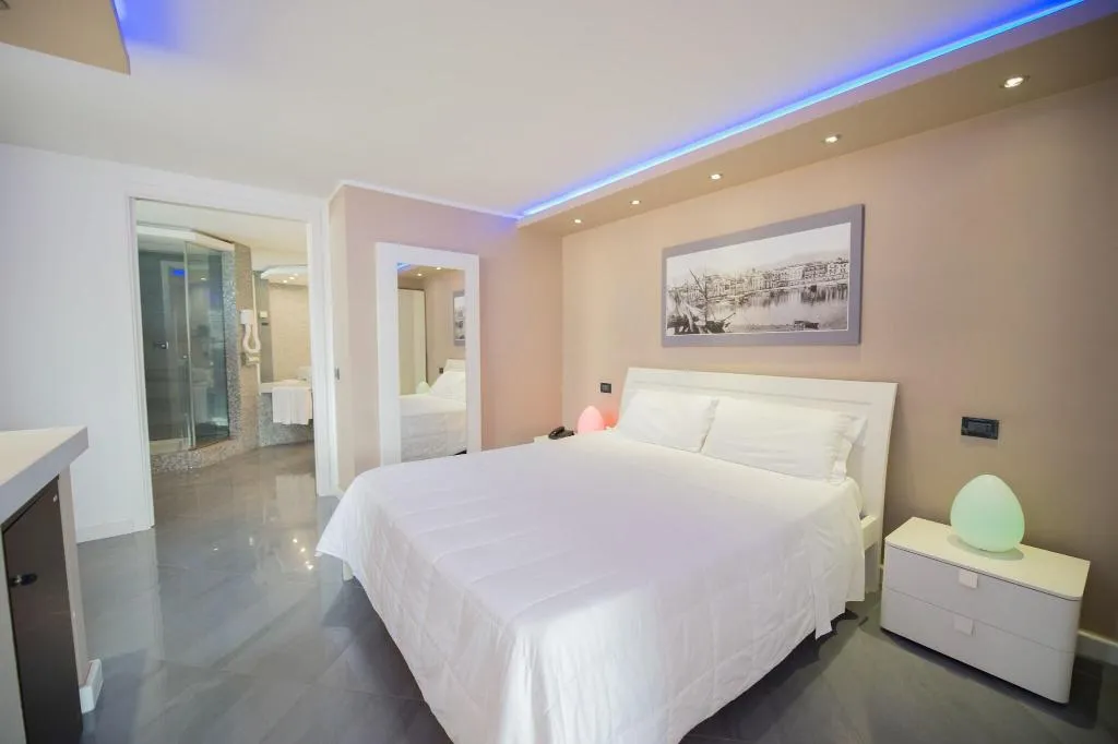 Room, Cristal Hotel Palermo, Palermo
