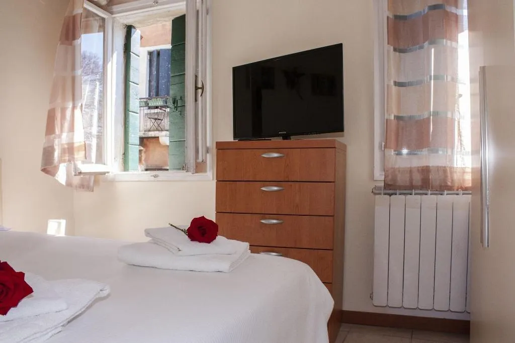 Room, Ai Tre Ponti, Venice
