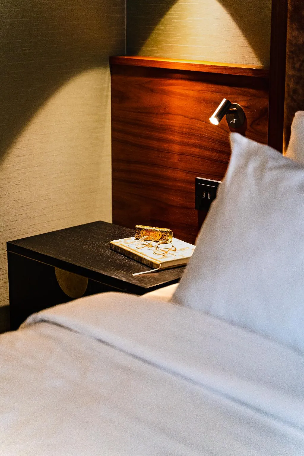 TRIPLE STANDARD Room, Hotel MAI Amsterdam, Amsterdam
