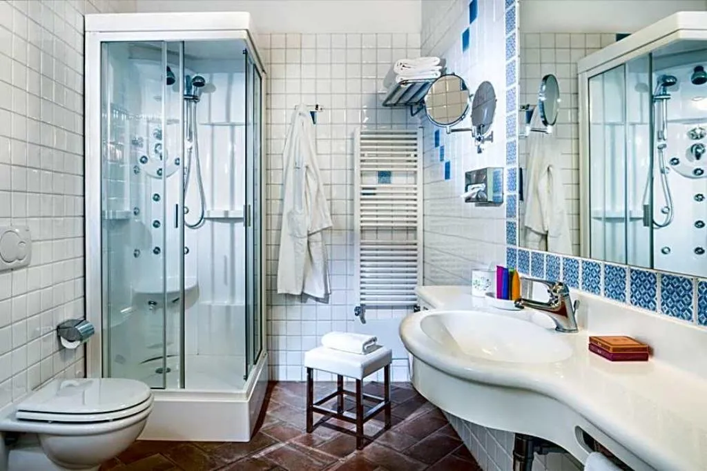 JUNIOR SUITE STANDARD Room, Cruccuris Resort, Cagliari