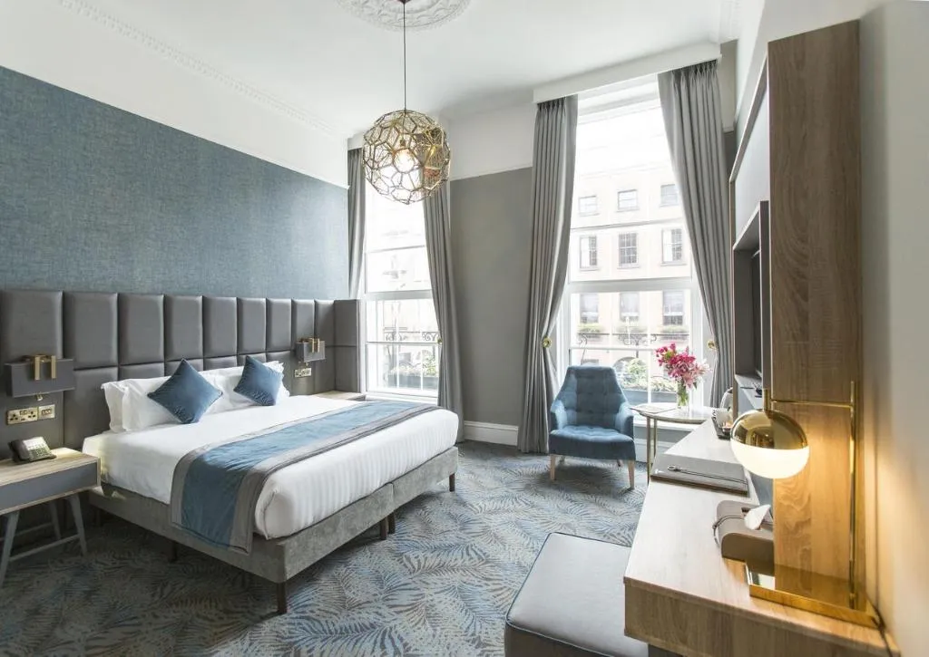 DOUBLE SUPERIOR Room, Iveagh Garden Hotel, Dublin