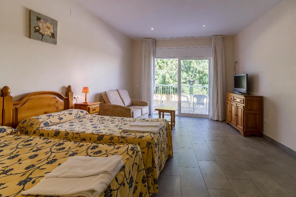 STUDIO CAPACITY 3 Room, Apartments Sunway San Jorge, Costa Brava