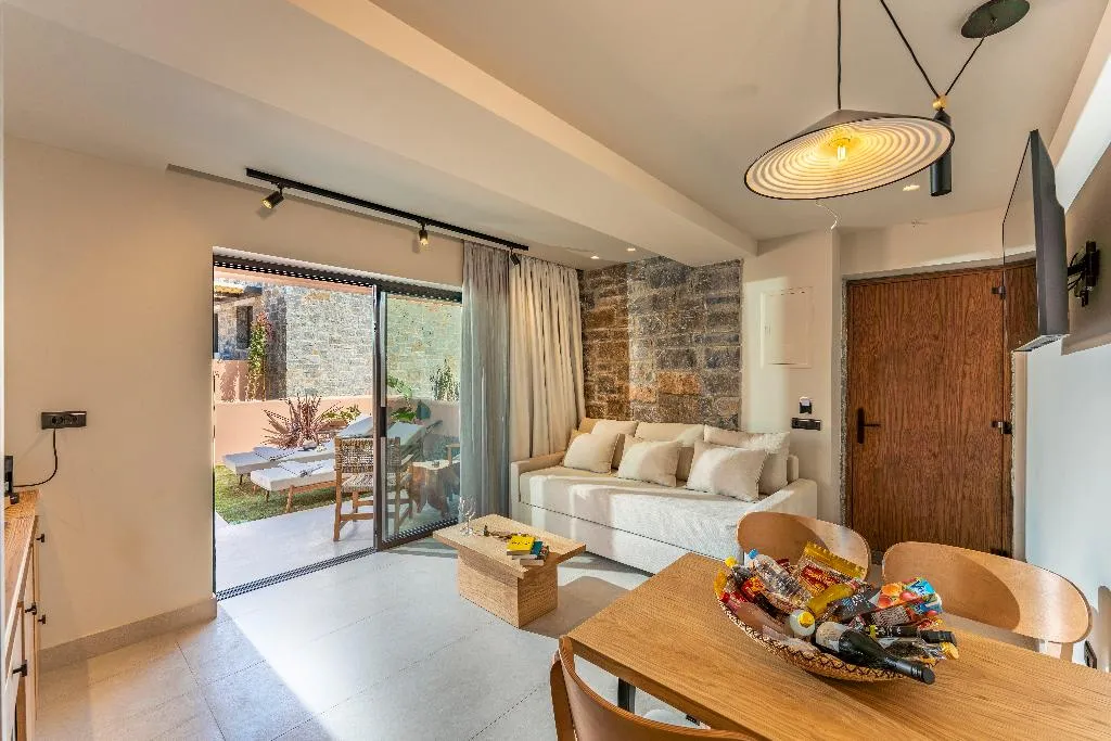 SUITE TWO BEDROOMS Room, Volta Seaside Boutique Hotel, Crete