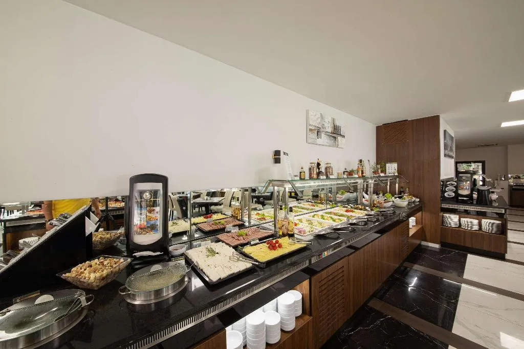 Restaurant, Prestige Deluxe Hotel Aquapark Club, Varna